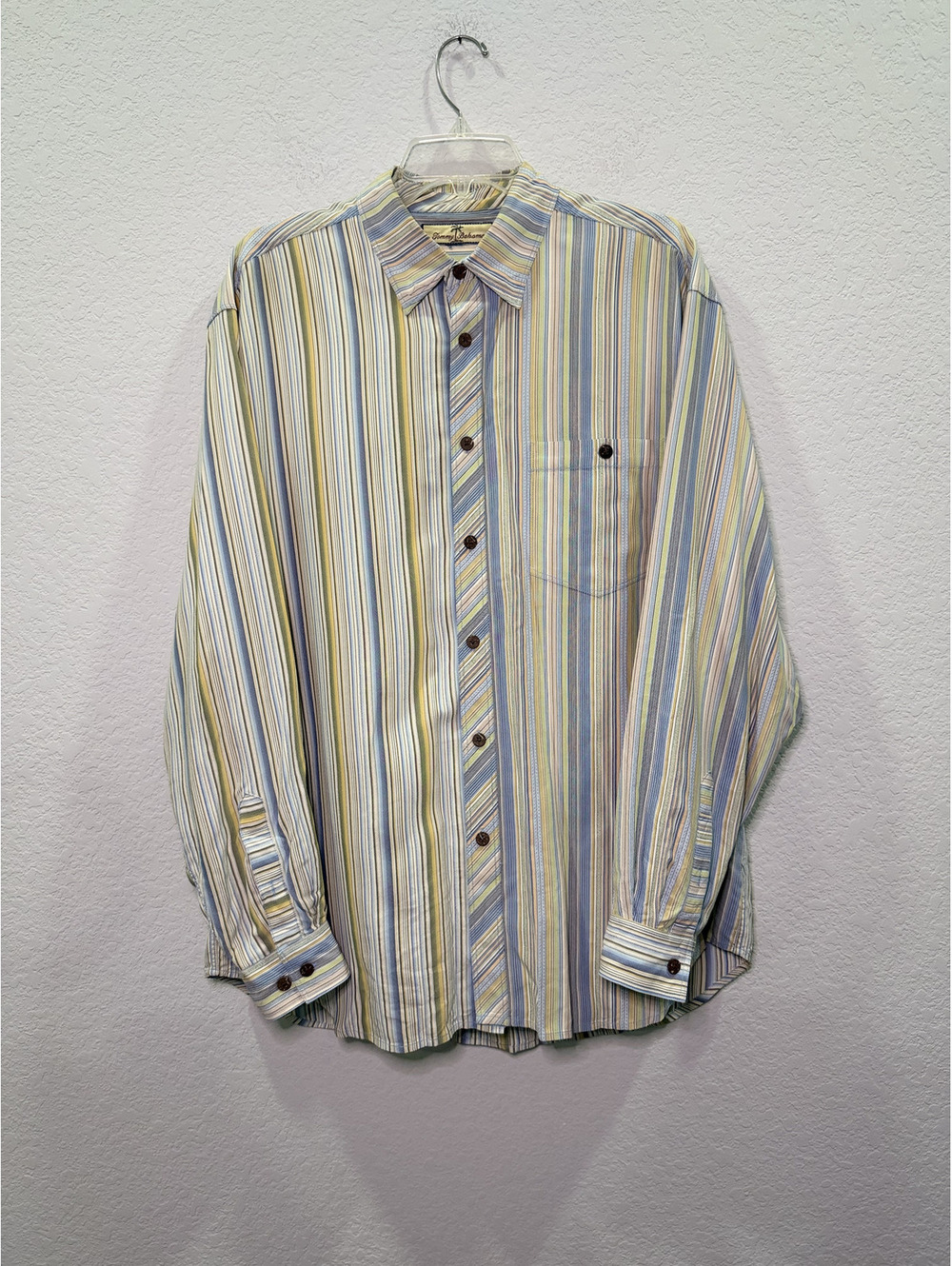 Tommy Bahama Men's Button Down Dress Shirt - See Measurements for Sizing